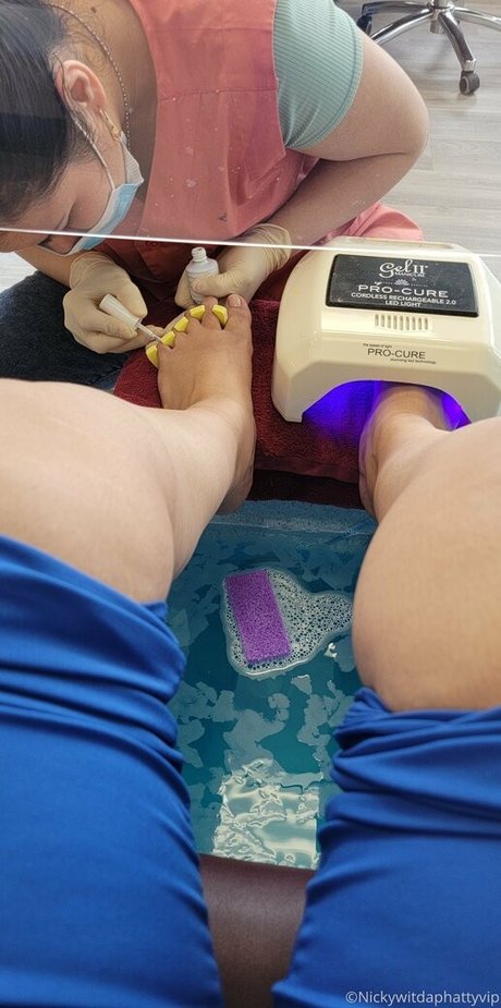 Foto di nudo di fuga di OnlyFans di Bigbuttsmutt