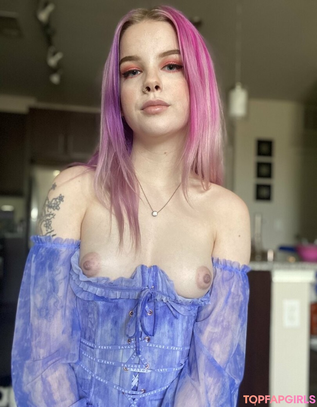 Foto di nudo di fuga di OnlyFans di Thesilvermoon #1021
