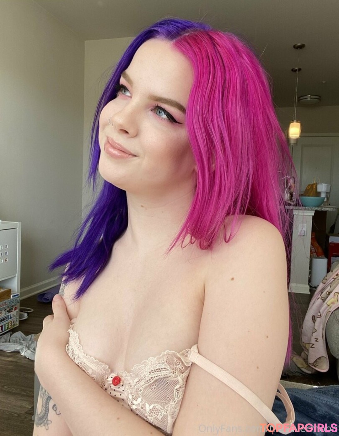 Foto di nudo di fuga di OnlyFans di Thesilvermoon #1077