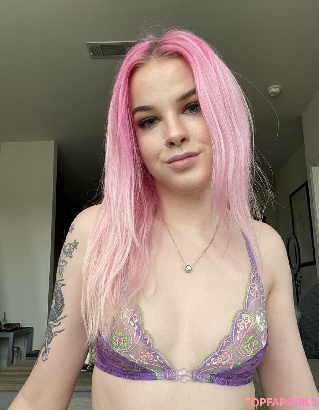 Foto di nudo di fuga di OnlyFans di Thesilvermoon #1939