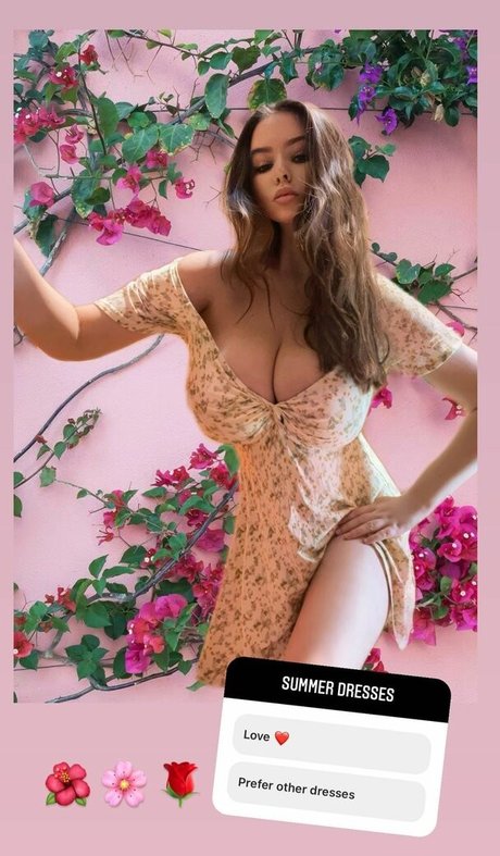 Foto di nudo di fuga di OnlyFans di Simone Goodall