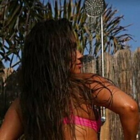 Foto di nudo di fuga di OnlyFans di Jessicaburciaga