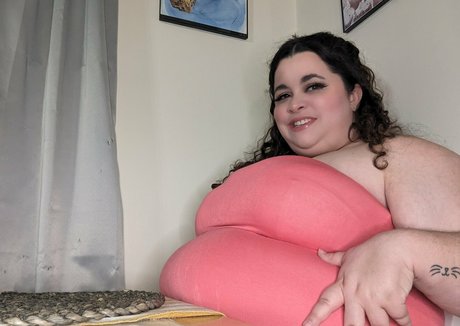 Foto di nudo di fuga di OnlyFans di Fatterforme