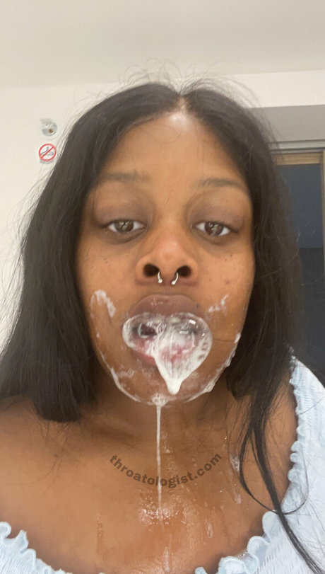 Foto di nudo di fuga di OnlyFans di Itsjuicytee