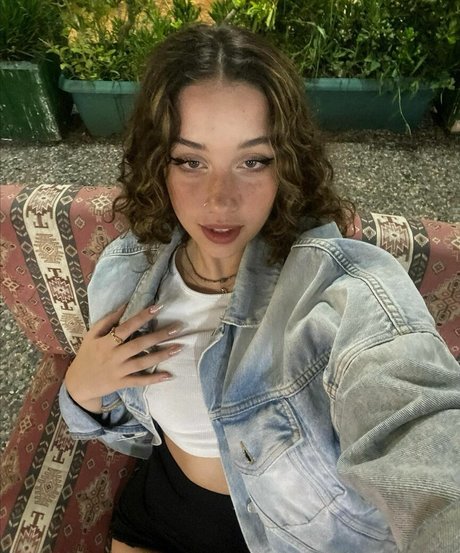 Foto di nudo di fuga di OnlyFans di Aleynakutluay