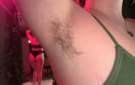 Foto di nudo di fuga di OnlyFans di Piercednoodle