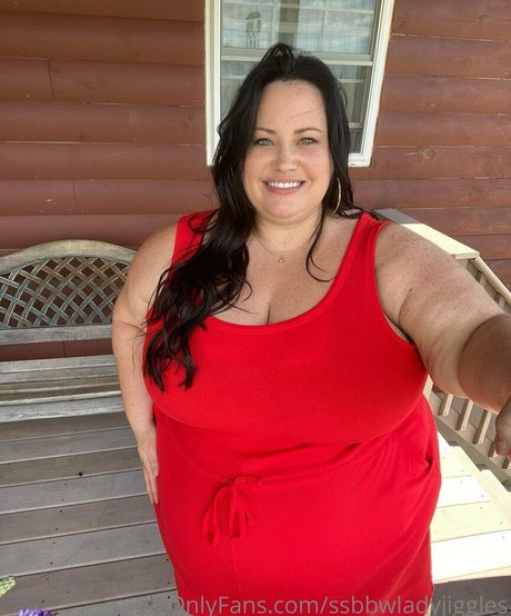 Foto di nudo di fuga di OnlyFans di Ssbbwladyjiggles