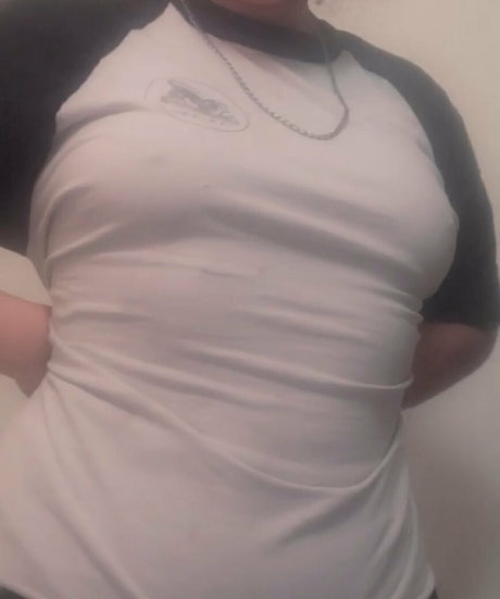 Foto di nudo di fuga di OnlyFans di Veryprettykittykat