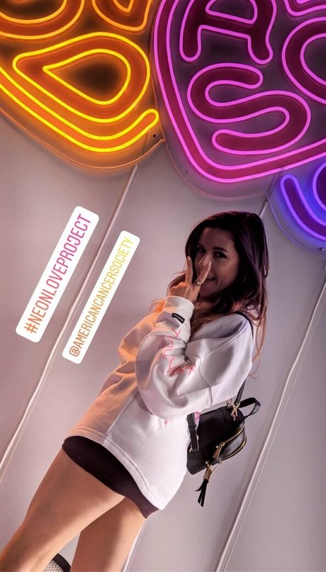Foto di nudo di fuga di OnlyFans di Renee