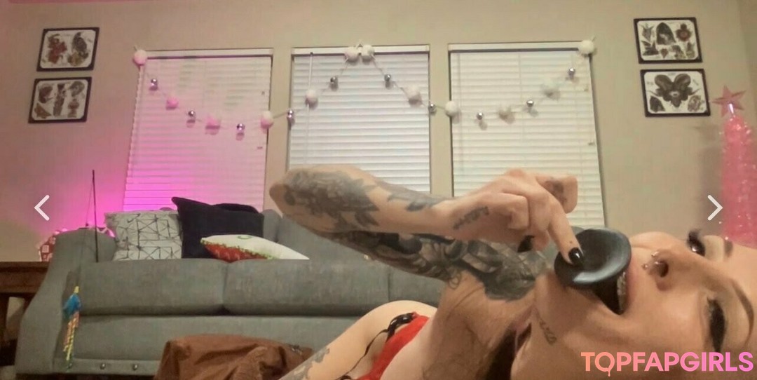 Foto di nudo di fuga di OnlyFans di Strawberrysquirtcake #5 Foto di nudo di fuga di OnlyFans di Strawberrysquirtcake #5