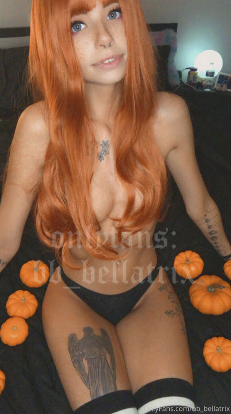 Foto di nudo di fuga di OnlyFans di Bbbellatrix