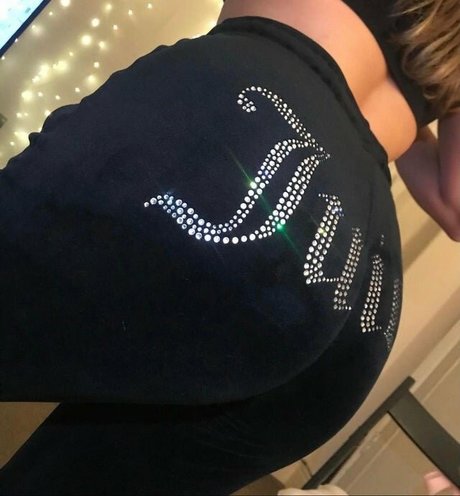 Foto di nudo di fuga di OnlyFans di Tiffany Harrison