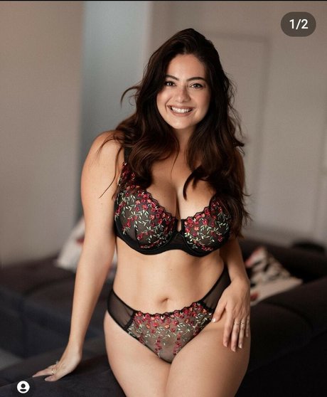 Foto di nudo di fuga di OnlyFans di Paola Torrente