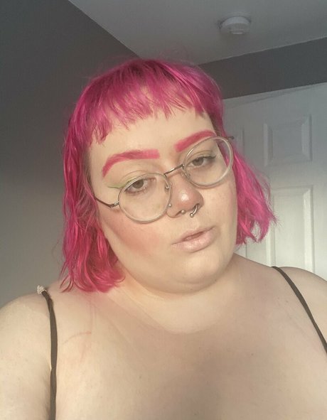 Foto di nudo di fuga di OnlyFans di Cherryjambaby