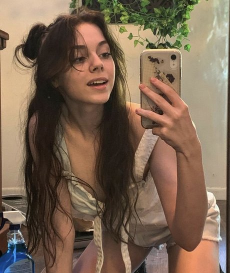 Foto di nudo di fuga di OnlyFans di Rosiemxx