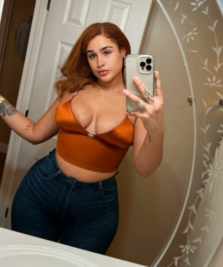 Foto di nudo di fuga di OnlyFans di Janaevic