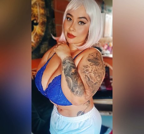 Foto di nudo di fuga di OnlyFans di Blaalz