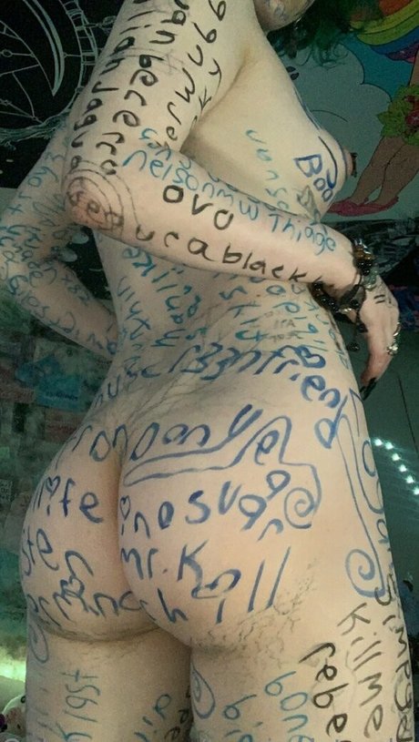 Foto di nudo di fuga di OnlyFans di Teasinglytrashed