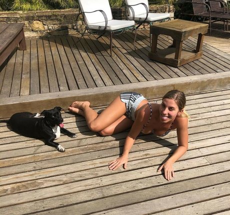 Foto di nudo di fuga di OnlyFans di Fernanda Colombo