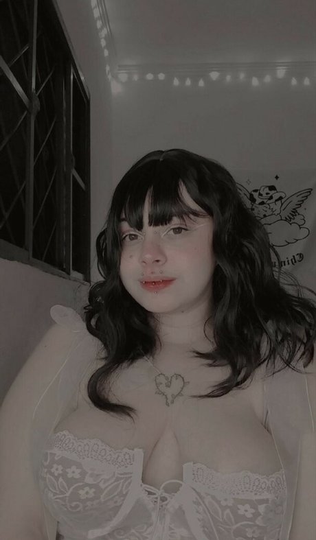 Foto di nudo di fuga di OnlyFans di Bratzsw