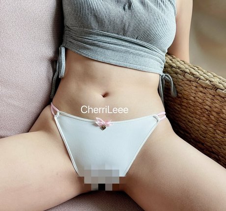Foto di nudo di fuga di OnlyFans di Cherrileee