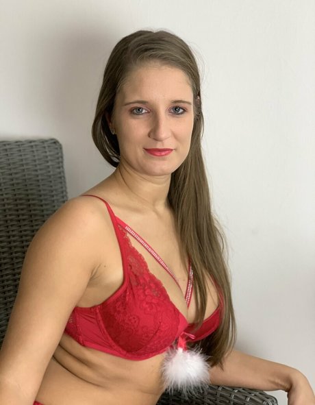 Jenniferamton