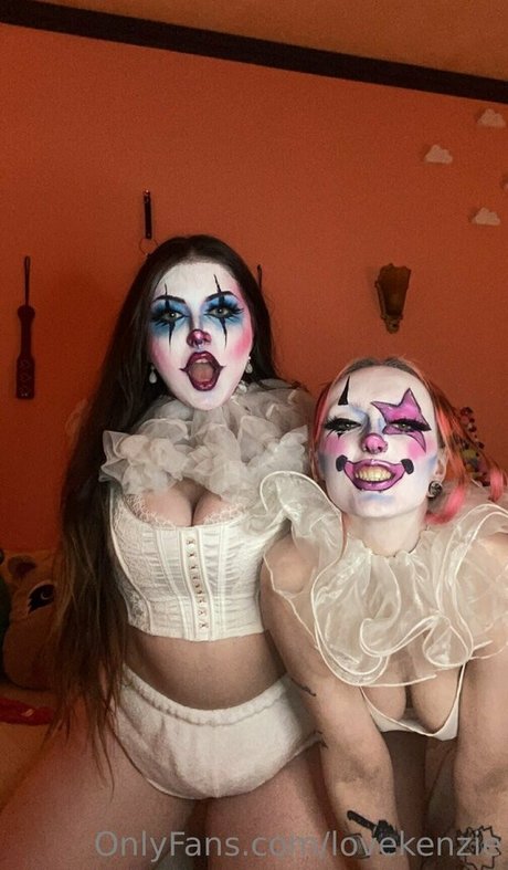 Foto di nudo di fuga di OnlyFans di Lovekenzie