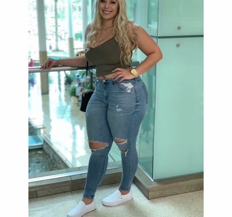 Foto di nudo di fuga di OnlyFans di Blondiemami