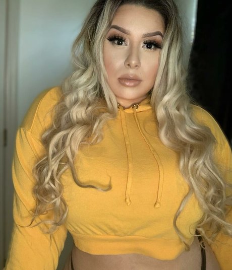 Foto di nudo di fuga di OnlyFans di Blondiemami
