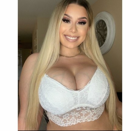 Foto di nudo di fuga di OnlyFans di Blondiemami