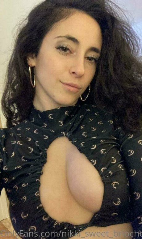 Foto di nudo di fuga di OnlyFans di Nikkisweetbrioche