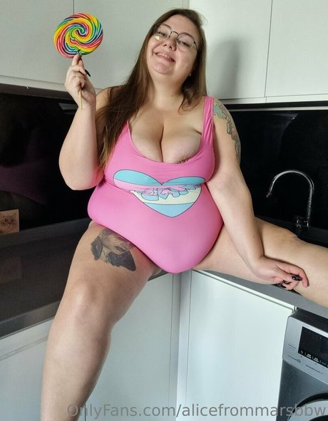Alicefrommarsbbw