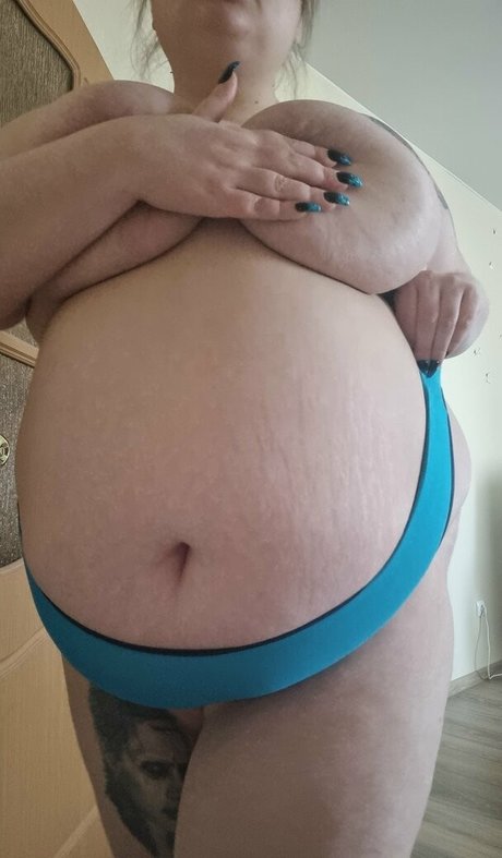 Foto di nudo di fuga di OnlyFans di Alicefrommarsbbw