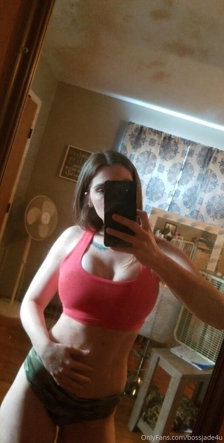 Foto di nudo di fuga di OnlyFans di Bossjade4ufree