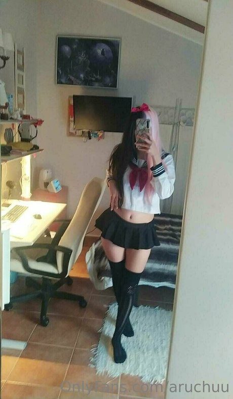 Foto di nudo di fuga di OnlyFans di Aruchuu