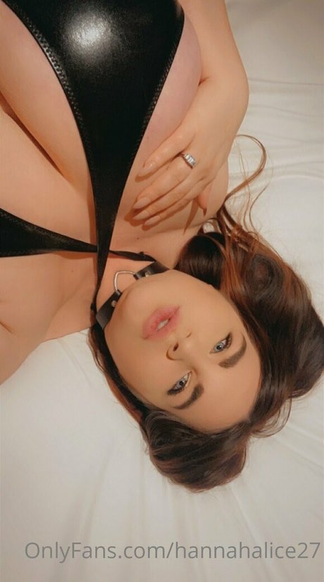 Foto di nudo di fuga di OnlyFans di Hannahalice27