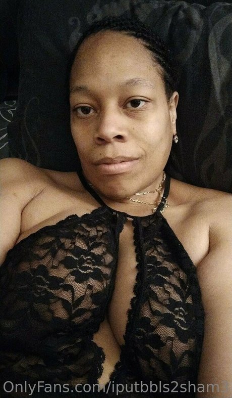 Foto di nudo di fuga di OnlyFans di Iputbbls2sham3