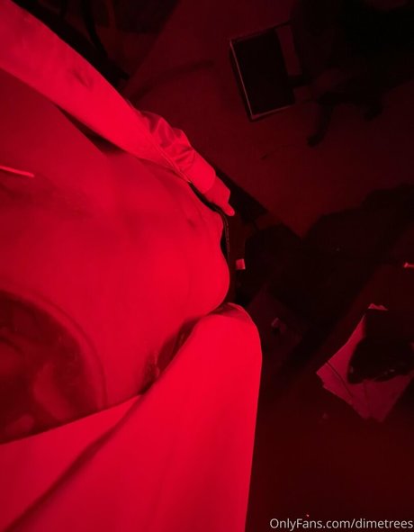 Foto di nudo di fuga di OnlyFans di Spiralvro