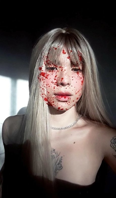 Foto di nudo di fuga di OnlyFans di Lovbunny