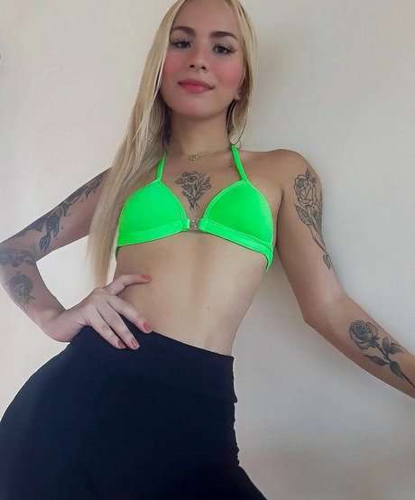 Foto di nudo di fuga di OnlyFans di Lovbunny