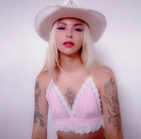 Foto di nudo di fuga di OnlyFans di Lovbunny