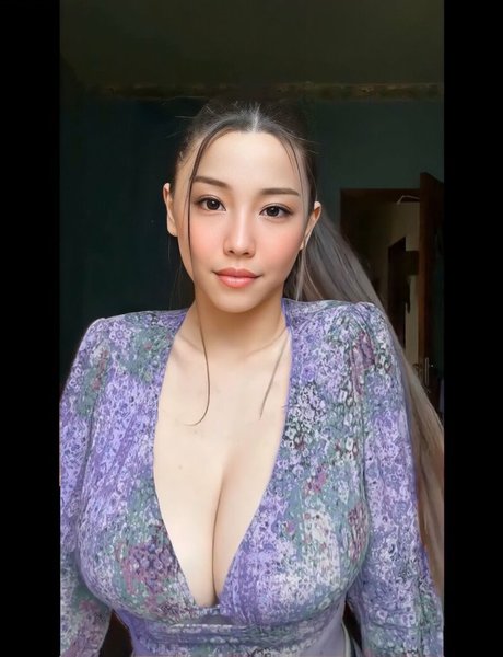 Foto di nudo di fuga di OnlyFans di Yoko Matsuda