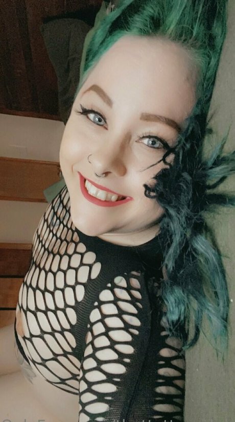 Foto di nudo di fuga di OnlyFans di Thattattooedgirl