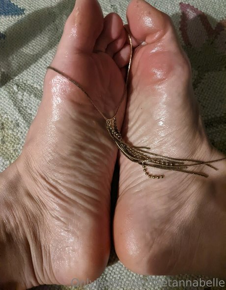 Foto di nudo di fuga di OnlyFans di Feetannabelle