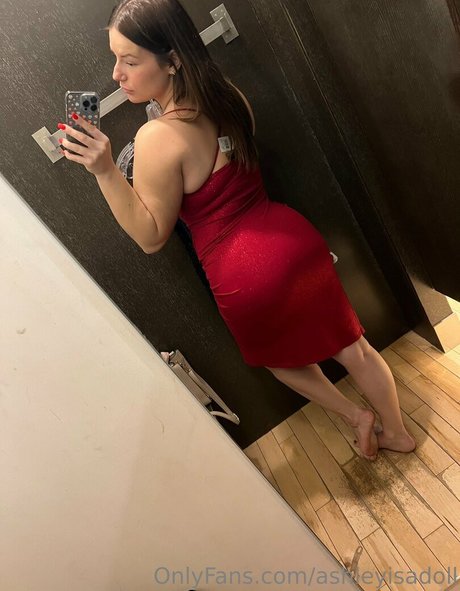 Ashleyisadoll