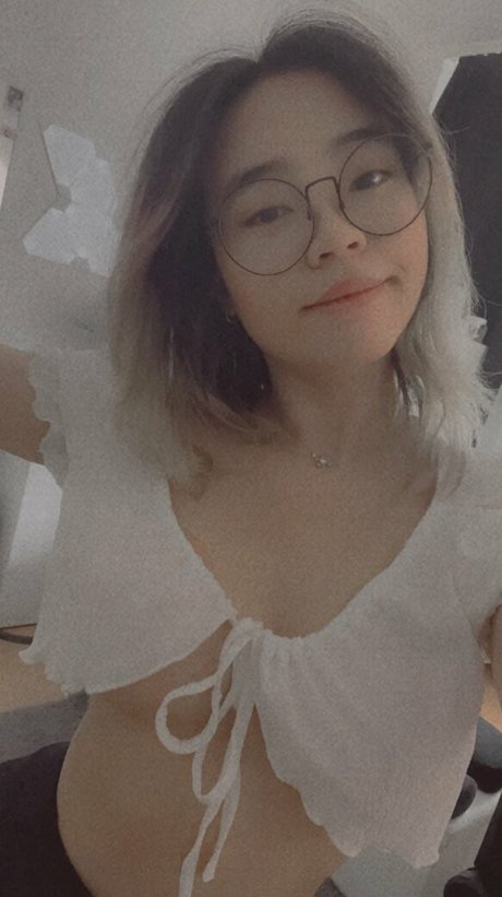 Foto di nudo di fuga di OnlyFans di Xktie