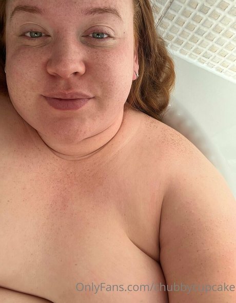 Foto di nudo di fuga di OnlyFans di Chubbycupcake