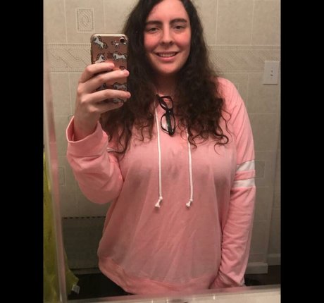 Foto di nudo di fuga di OnlyFans di Karagreene