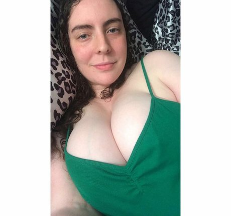 Foto di nudo di fuga di OnlyFans di Karagreene