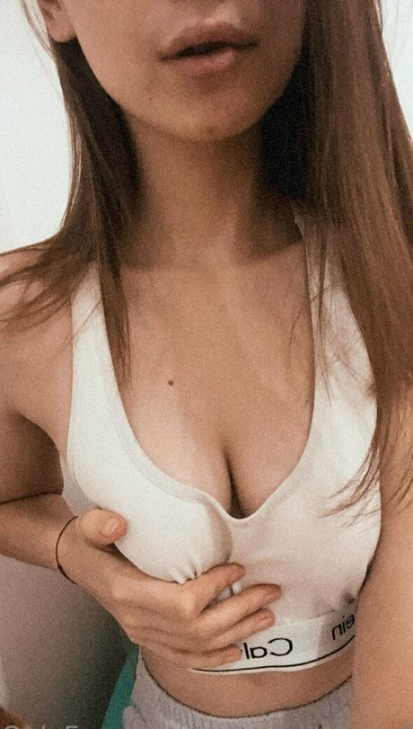 Foto di nudo di fuga di OnlyFans di Sweetylittlepiefree